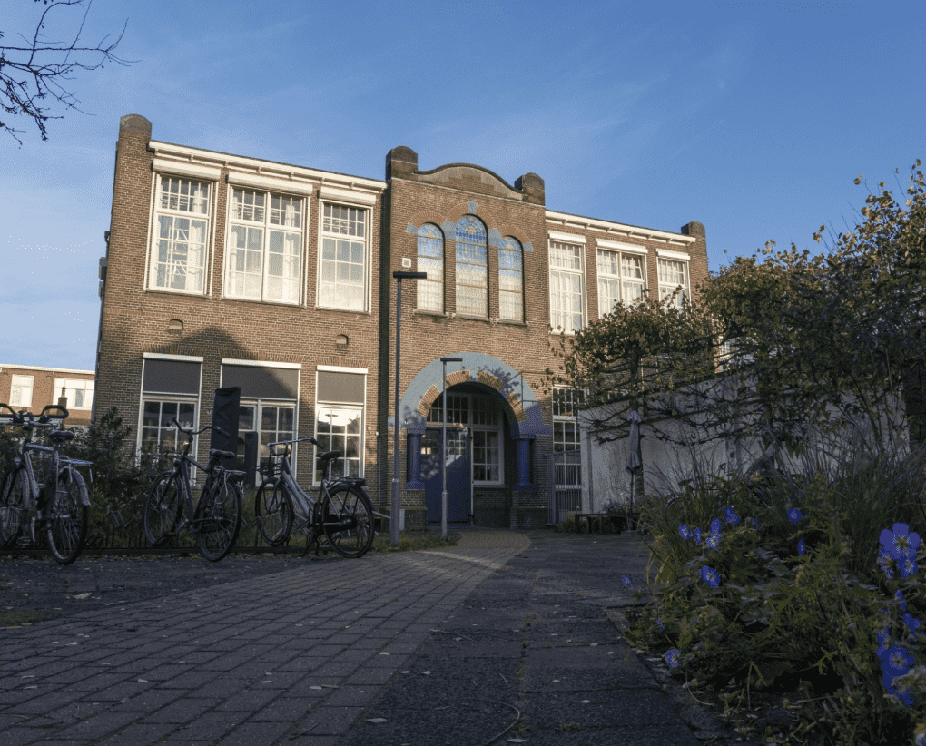 VRIJDAG Theater, Music & Visual Arts Locaties